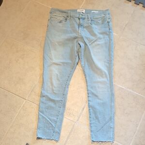 NWT Frame Denim Skinny Crop Light Wash Jean